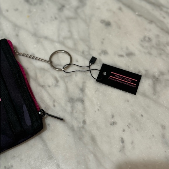 NWT MAX SHOWOFF (ZIP) CARD CASE - Picture 3 of 3